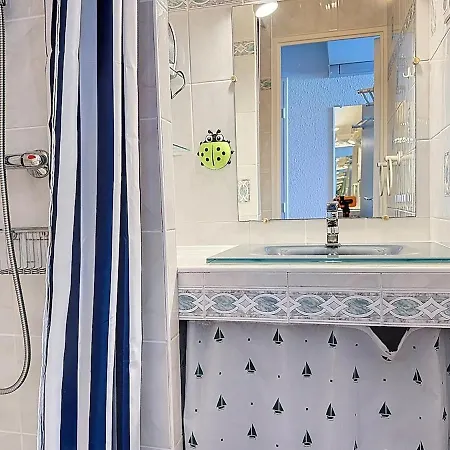 4 Pers Au Lagon Bleu *